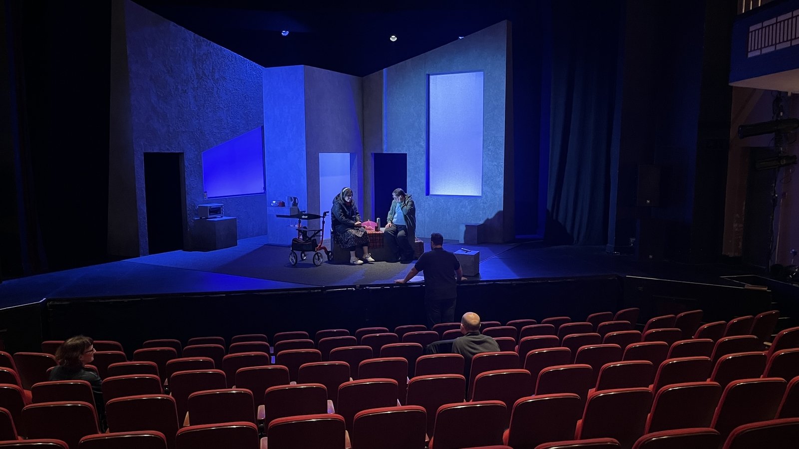 President to attend 30th anniversary of Town Hall Theatre