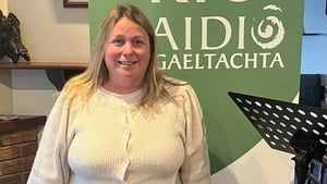 Emir Ní Mhurchú show image