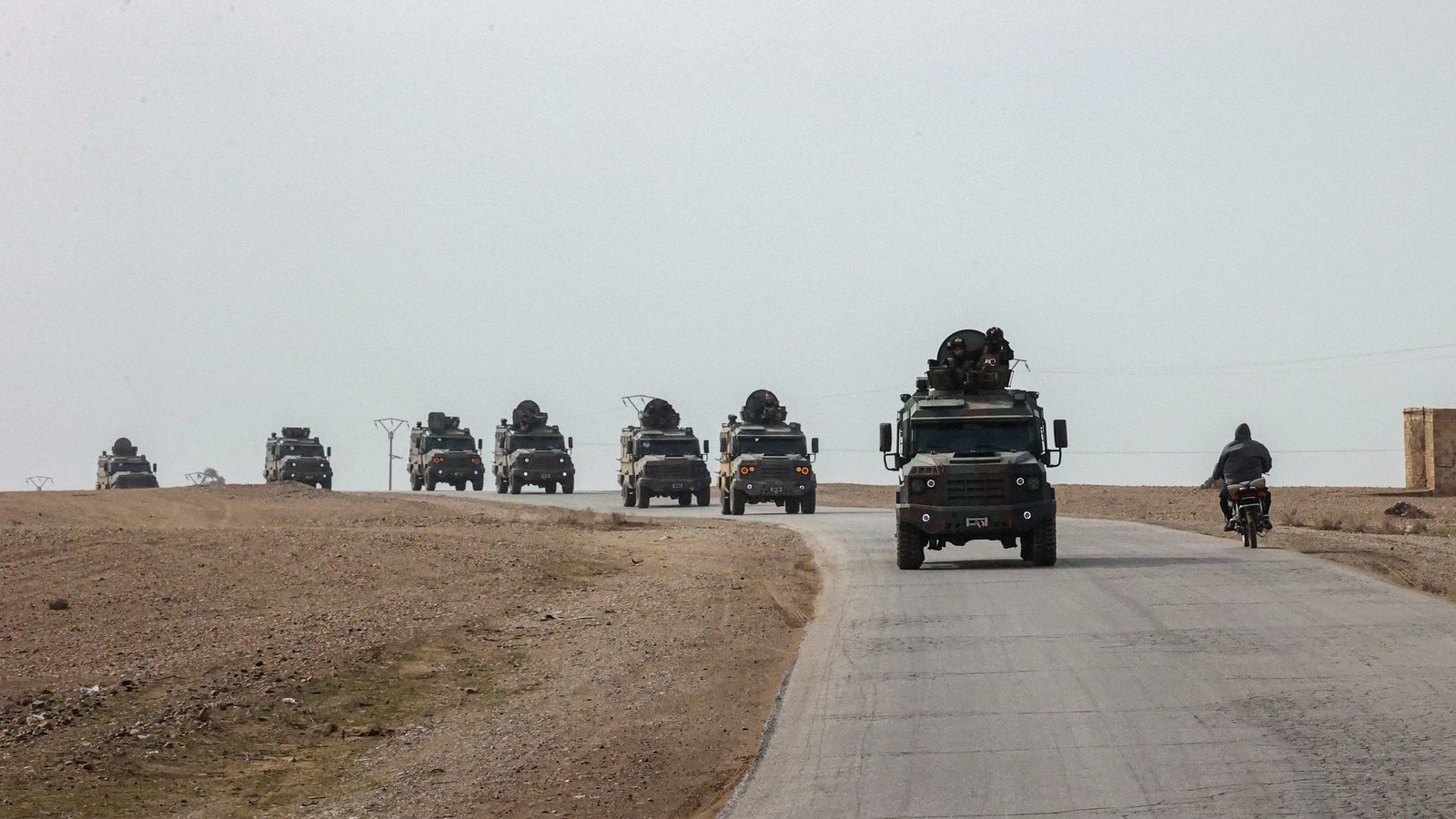 Syrian forces enter Hasakeh city under deal with Kurds