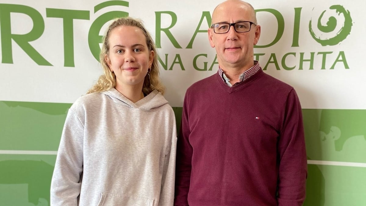 Éabha Ní Neachtain, Macléinn.