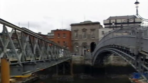 Ha'penny Bridge To Close