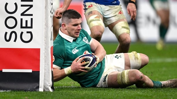 5 February 2026; Nick Timoney of Ireland scores his side's first try during the Guinness 6 Nations Rugby Championship match between France and Ireland at Stade de France in Paris, France. Photo by Ramsey Cardy/Sportsfile