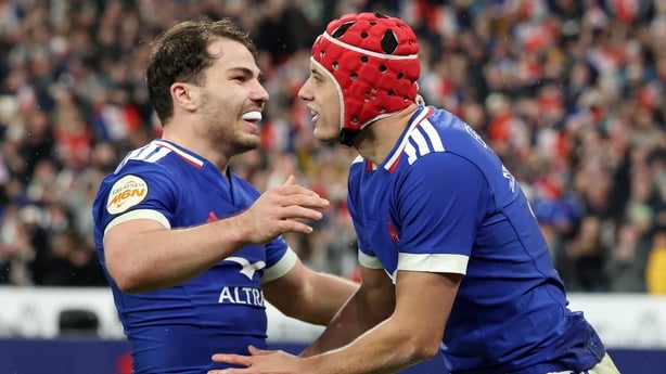 Louis Bielle-Biarrey of France (r) celebrates scoring his team's fourth try against Ireland with teammate Antoine Dupont - 2026 Six Nations