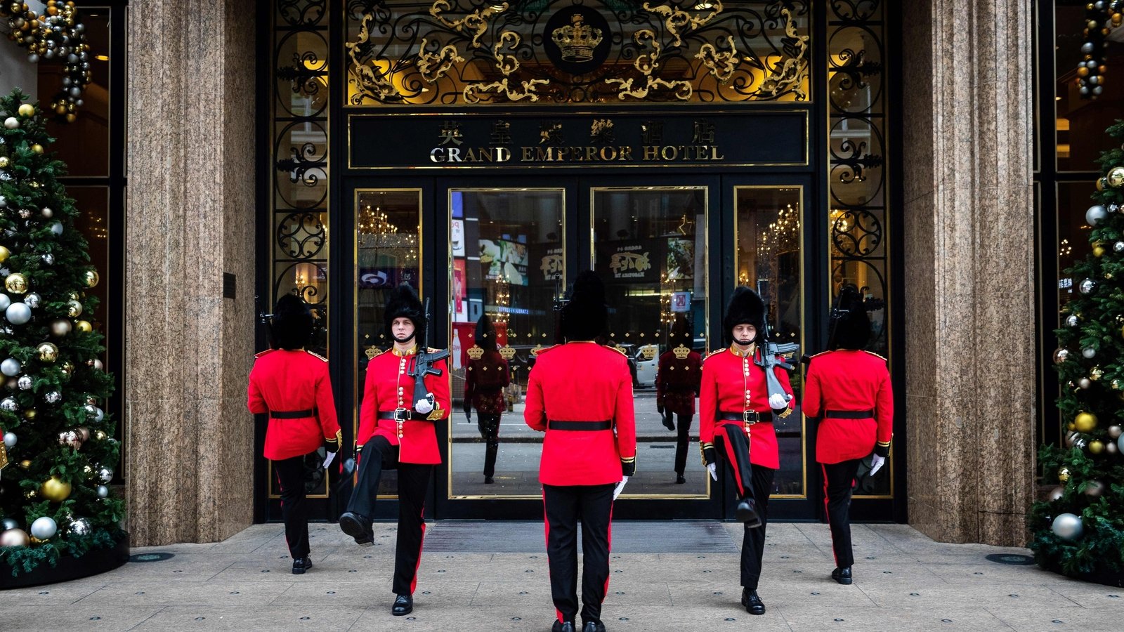 Macau hotel rips up trademark gold bricks
