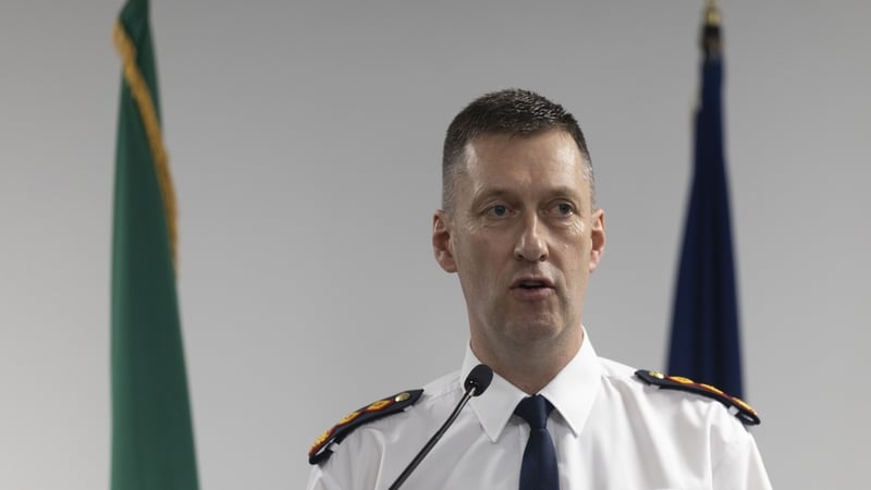 Justin Kelly speaking to the media in Store Street Garda Station