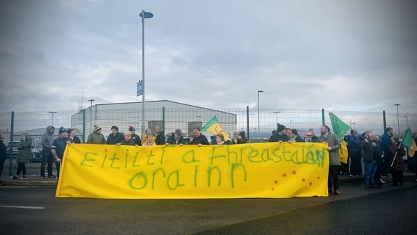 About 200 people attended a protest at Donegal Airport this afternoon calling on the Government to ensure afternoon flights from and to Dublin are secured in a new Public Service Obligation contract due to come into effect later this month.