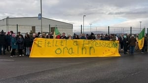 Barrscéalta: Plé ar na h-eitiltí ó Aerfort Dhún na nGall show image