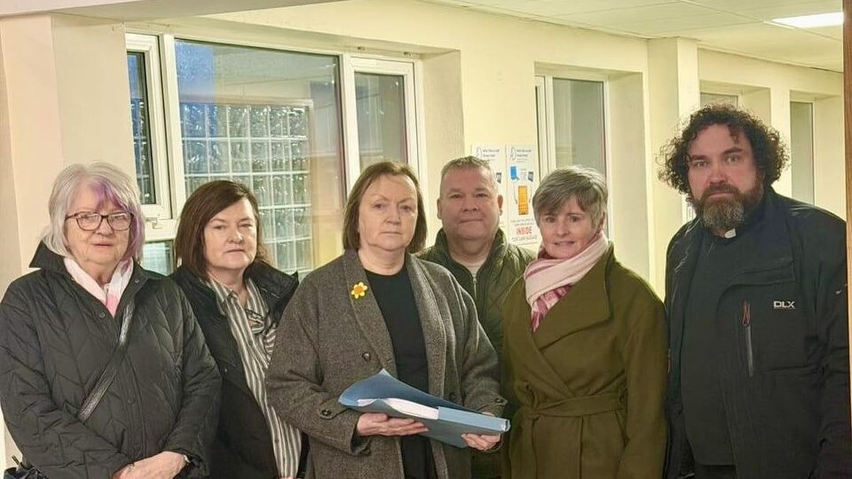 Mary Uí Chomhaill ó Choiste Eitiltí agus Seirbhísí Aisle Dhún na nGall.