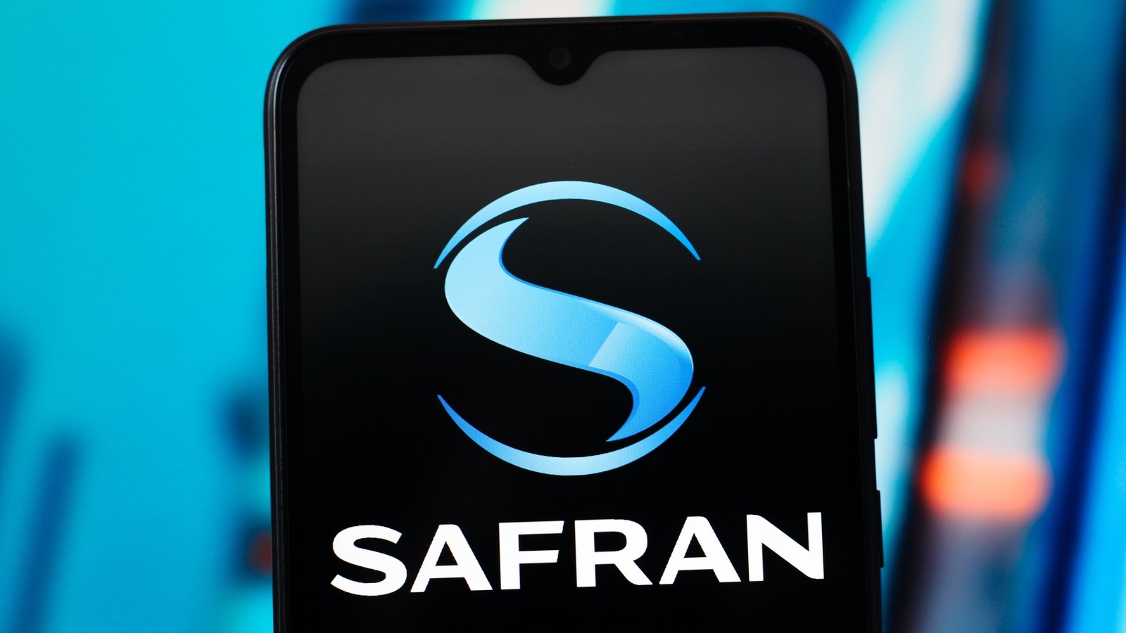 Safran targets higher 2026 profit as jet engine services