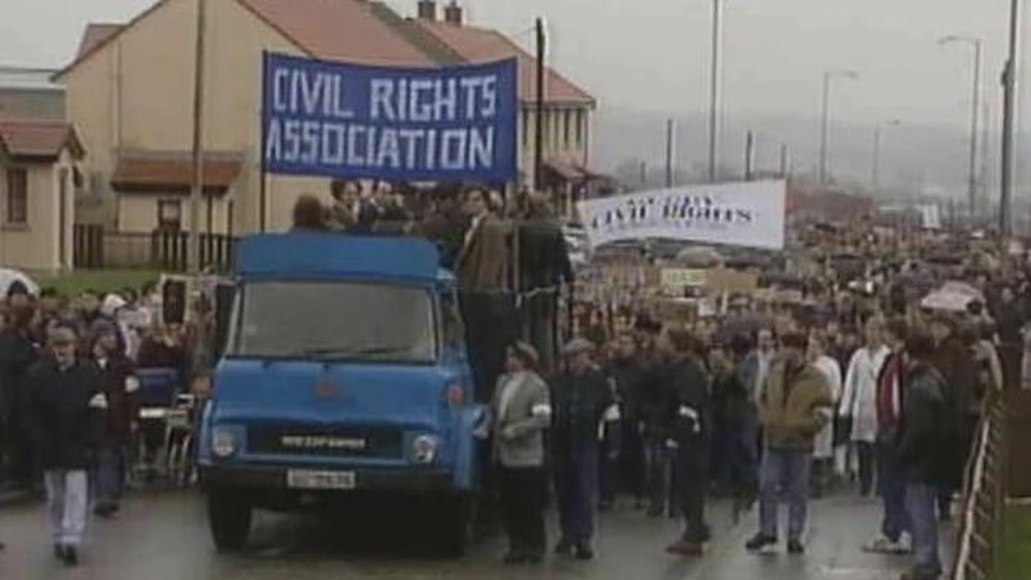 Film traces Bloody Sunday events, 2001