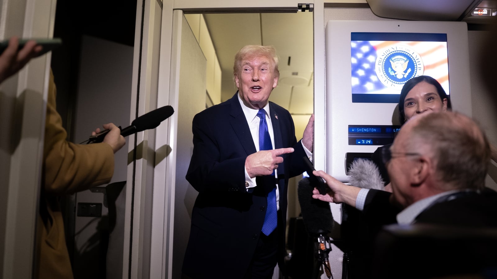 Trump warns Iran of 'consequences of not making a deal'