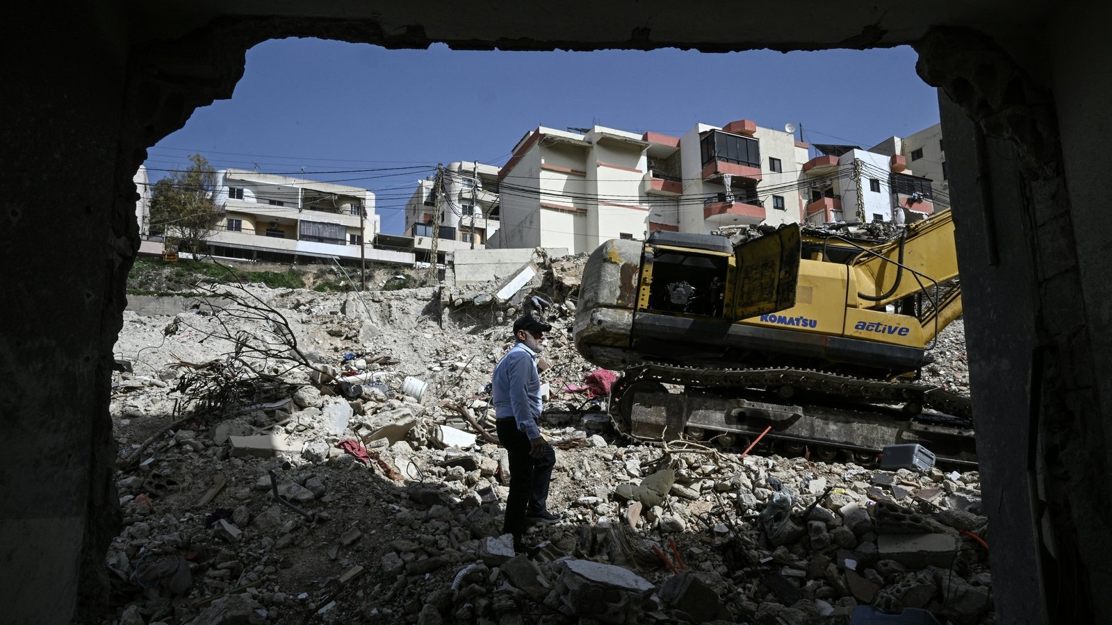 Lebanon says 1 killed in Israeli strike on refugee camp