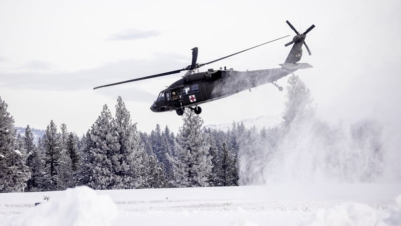 Helicopter in California Avalance rescue