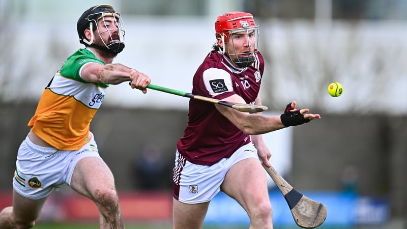 22 February 2026; Conor Whelan of Galway in action against Ben Conneely of Offaly during the Allianz Hurling League Division 1A match between Offaly and Galway at St Brendan's Park in Birr, Offaly. Photo by Piaras Ó Mídheach/Sportsfile