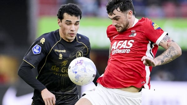 ALKMAAR - (l-r) Teo Quintero of Sparta Rotterdam and Troy Parrott of AZ Alkmaar during the Dutch Eredivisie match between AZ Alkmaar and Sparta Rotterdam at the AFAS Stadium on February 22, 2026, in Alkmaar, Netherlands. OLAF KRAAK / ANP (Photo by ANP via