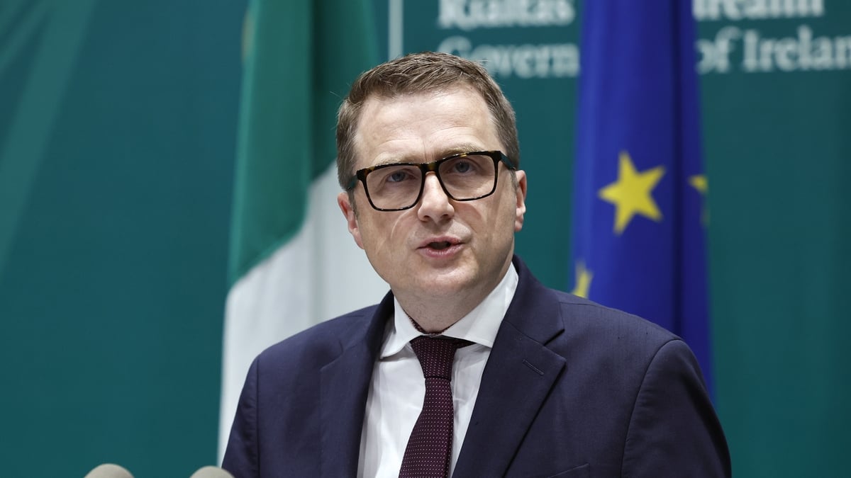 Tús Áite: Réamhfhaisnéis Eacanamaíocht an Earraigh