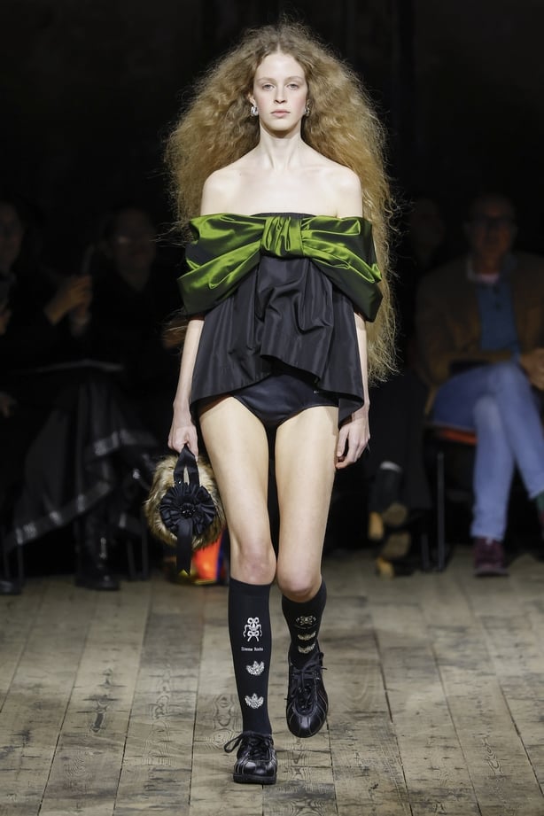 LONDON, ENGLAND - FEBRUARY 22: A model walks the runway at the Simone Rocha Ready to Wear Fall/Winter 2026-2027 fashion show during London Fashion Week February 2026 on February 22, 2026 in London, England. (Photo by Victor VIRGILE/Gamma-Rapho via Getty Images)