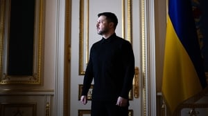 Zelensky calls on EU to set date for Ukraine to join show image