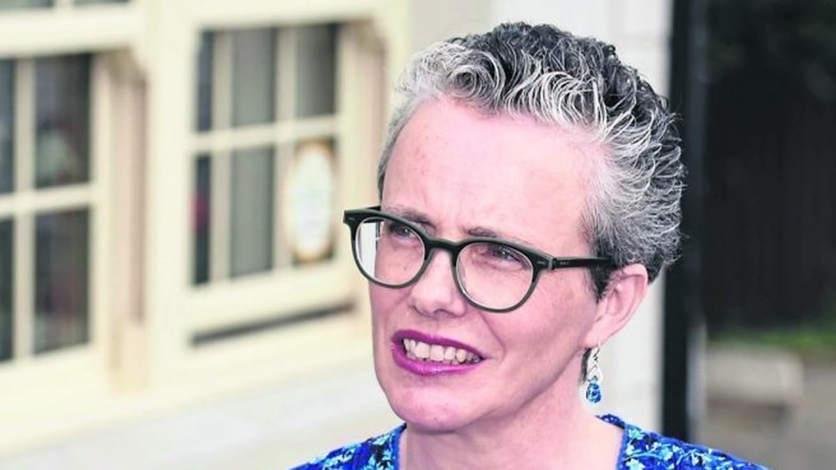 Bairbre Uí Chathail, Comhordaitheoir Pleanála Teanga Líonra Leitir Ceanainn.