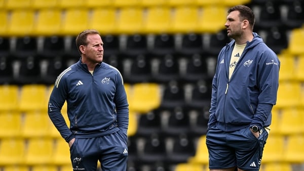 4 April 2025; Tadhg Beirne, right, and attack coach Mike Prendergast during a Munster Rugby captain's run at Stade Marcel Deflandre in La Rochelle, France. Photo by Ramsey Cardy/Sportsfile