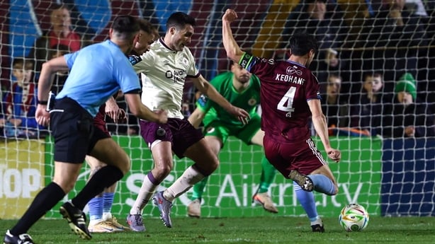 Galway United's Jimmy Keohane shoots to score the only goal of the game against Sligo Rovers