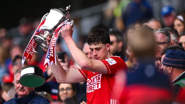 6 April 2025; Cork captain Robert Downey with the cup after his side's victory in the Allianz Hurling League Division 1A final match between Tipperary and Cork at SuperValu Páirc Uí Chaoimh in Cork. Photo by Piaras Ó Mídheach/Sportsfile