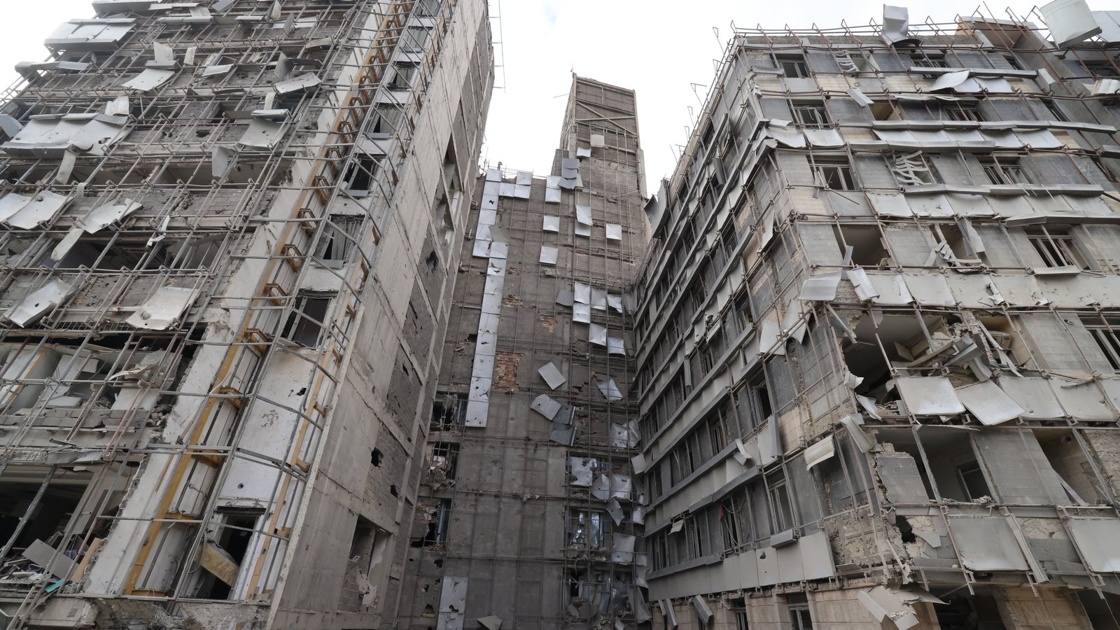 EU chief calls for urgent de-escalation in Middle East