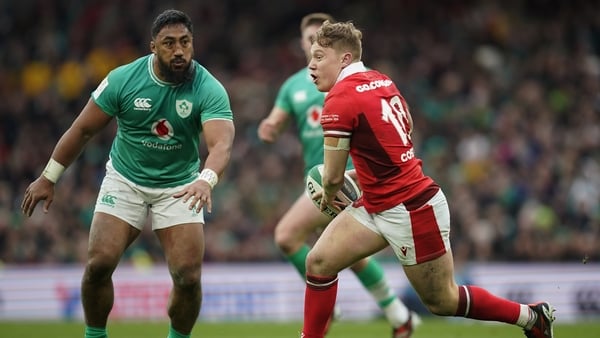 Wales' Sam Costelow in action against Ireland in 2024