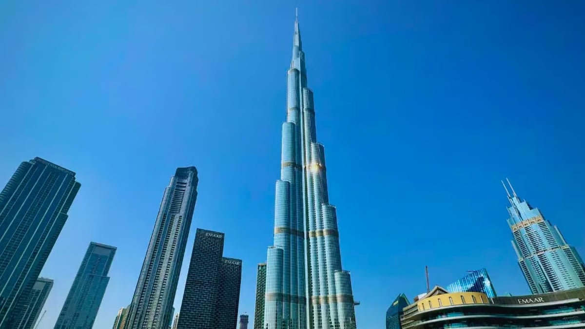 Gearóid Jeaici Mac Gearailt agus Helen Ferris