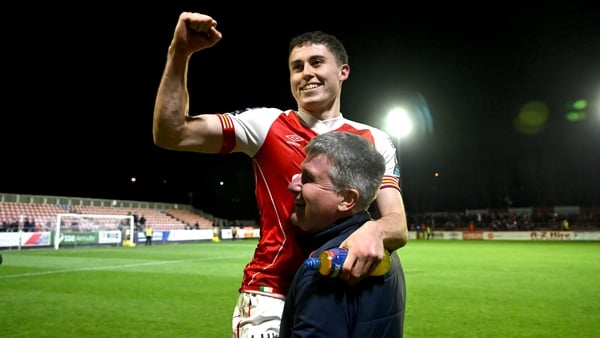 St Patrick's Athletic manager Stephen Kenny lifts his side's winning goalscorer Kian Leavy in celebration following the SSE Airtricity Men's Premier Division match between St Patrick's Athletic and Galway United at Richmond Park in Dublin. Photo by Stephe