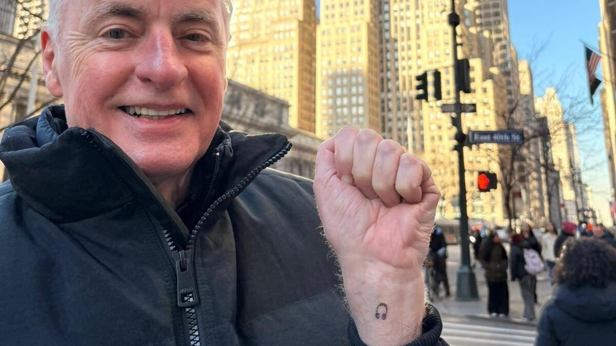 Dave Fanning gets his first ever tattoo for his 70th birthday