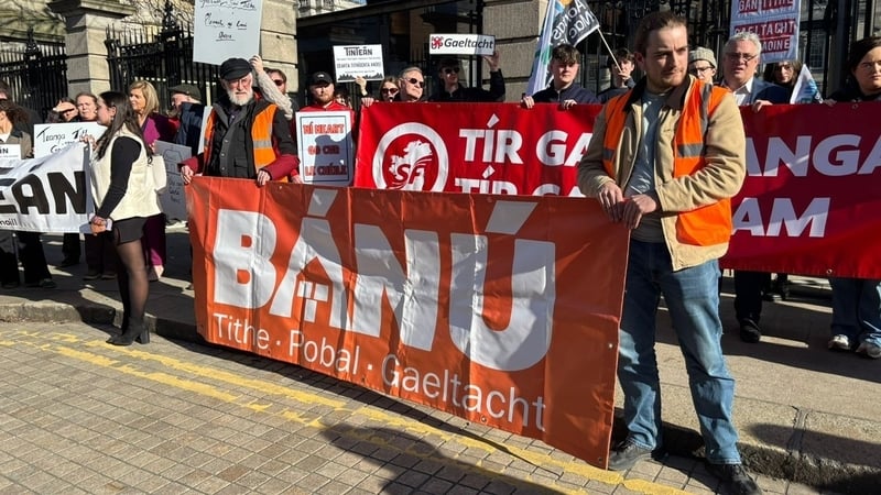Protesters from Gaeltacht housing campaign groups took part in a rally outside Leinster House this afternoon