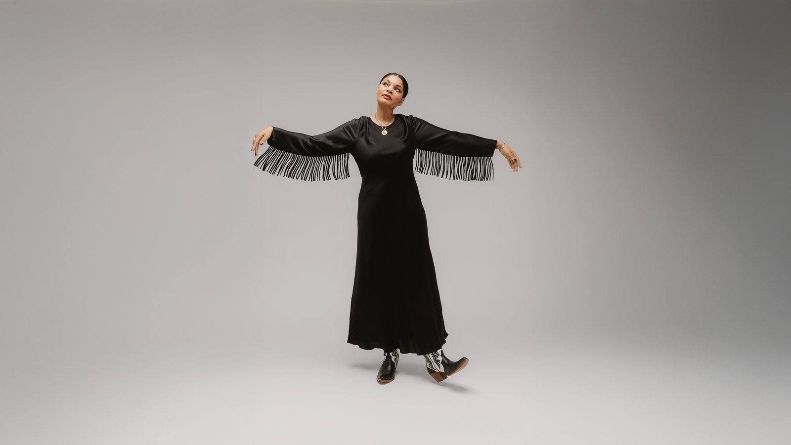 Behind the music - Ndidi O