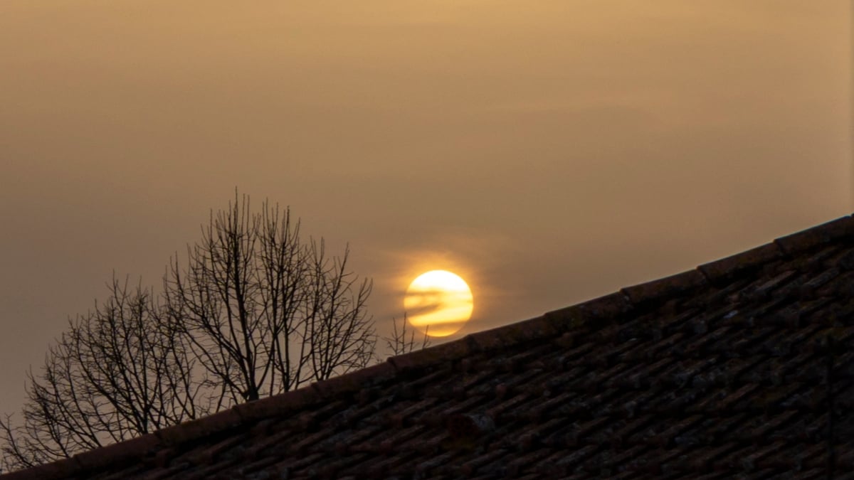 Vivid sunsets in store as Saharan dust plume reaches Ireland
