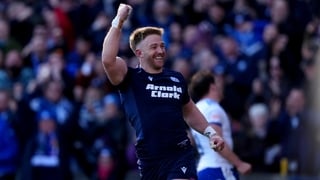 Hot Scots stun France