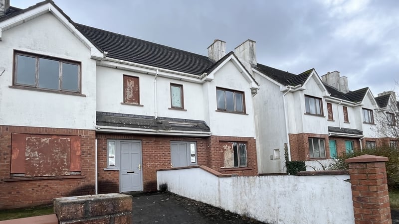 Picture of unfinished house in a so-called ghost estate