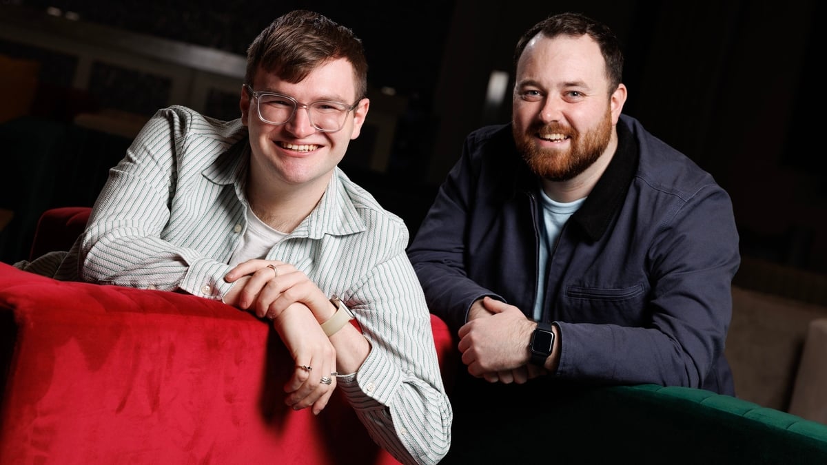 Aindriú de Paor & Hugh Carr 