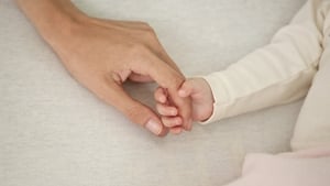 CPR on Babies and Children show image