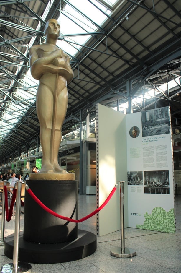 Oscars Statue at EPIC