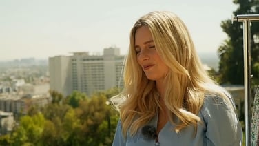 Oscar hopefuls hit the red carpet