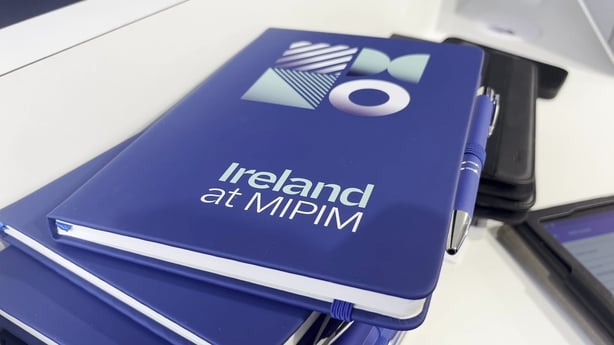 MIPIM stationary