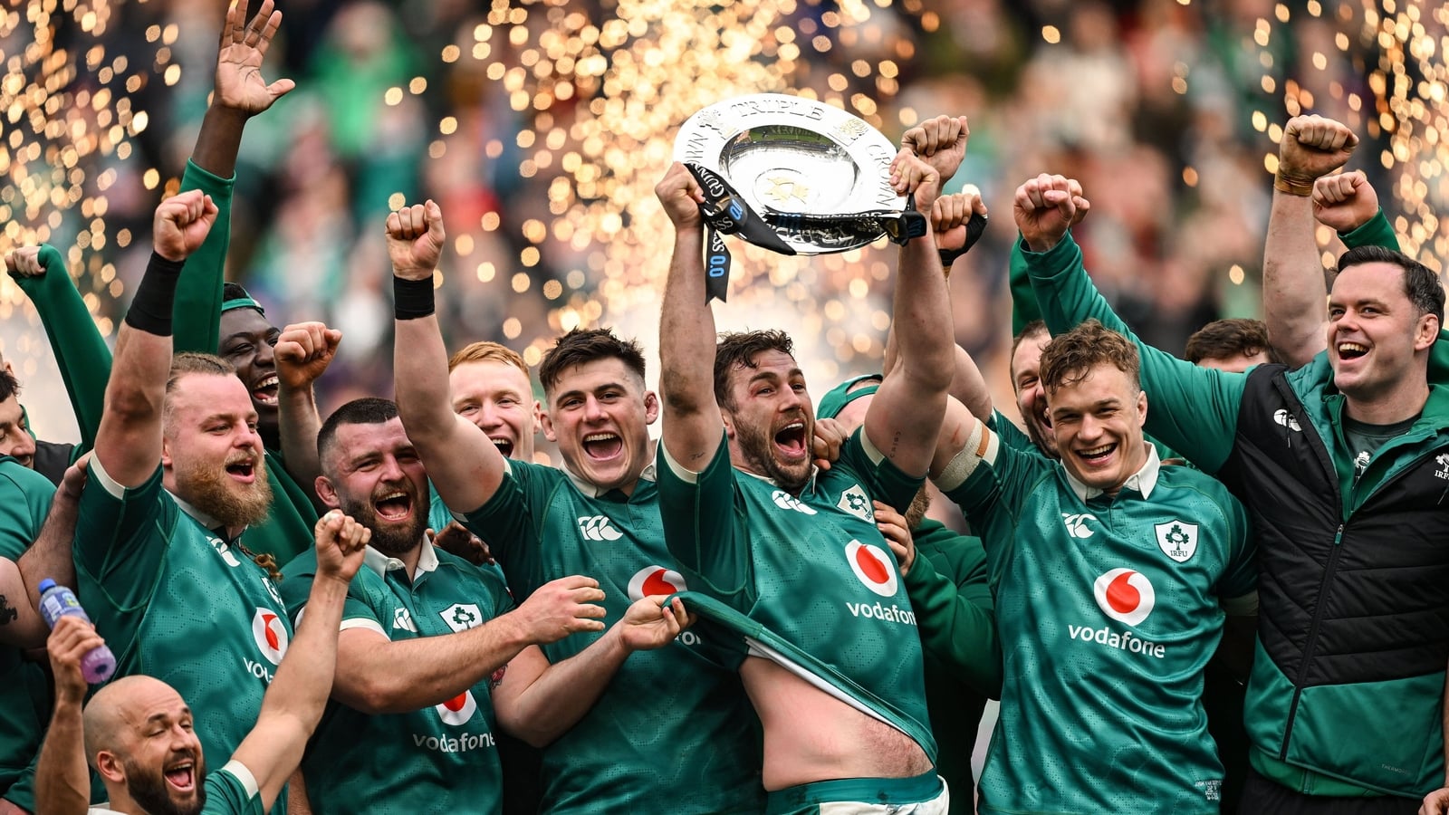 Ireland win Triple Crown to stay in Six Nations hunt