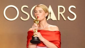 Emma Power live from the Oscars in Los Angeles