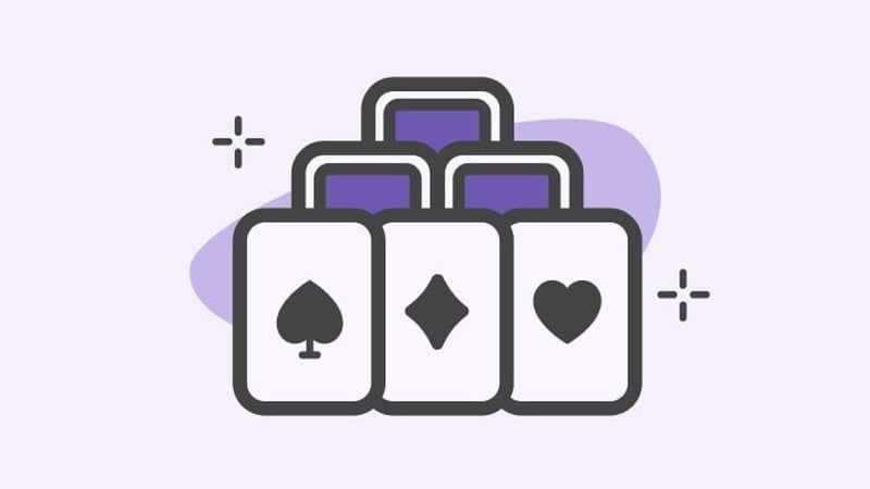 Play in Solitaire Pyramid