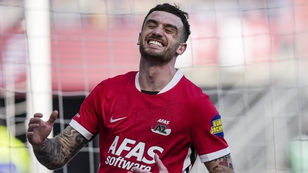 Troy Parrott of AZ Alkmaar after a missed shot on goal during the Dutch Eredivisie match between AZ and Heracles Almelo at the AFAS Stadium on March 15, 2026 in Alkmaar, the Netherlands.