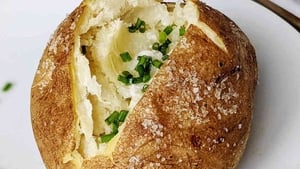 Neven's Recipes - Two jacket potato ideas. show image