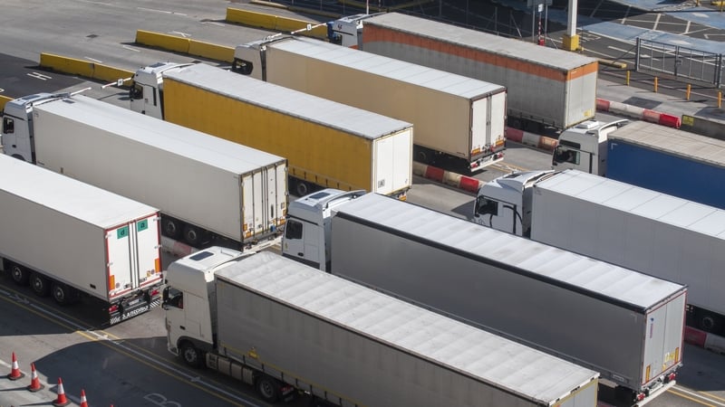 Bearta fónta ó tharlóirí bóthair na tíre