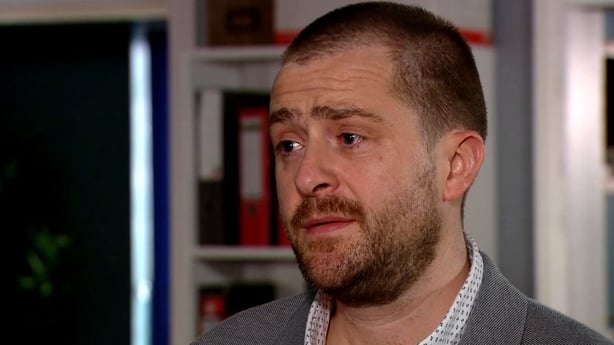 Mondo breaks the news to Kira