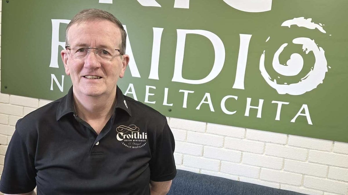 Cathal Ó Gallachóir, Aisteoirí Ghaoth Dobhair agus Pól Ó Searcaigh, Aisteoirí an Sciobóil.