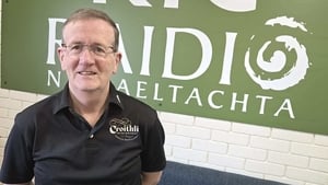 Cathal Ó Gallachóir, Aisteoirí Ghaoth Dobhair agus Pól Ó Searcaigh, Aisteoirí an Sciobóil. show image